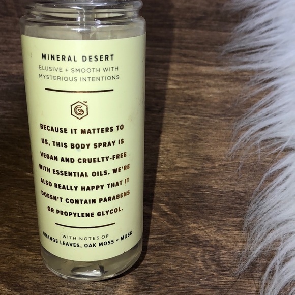 Mineral desert essential oil body spray - Picture 2 of 2